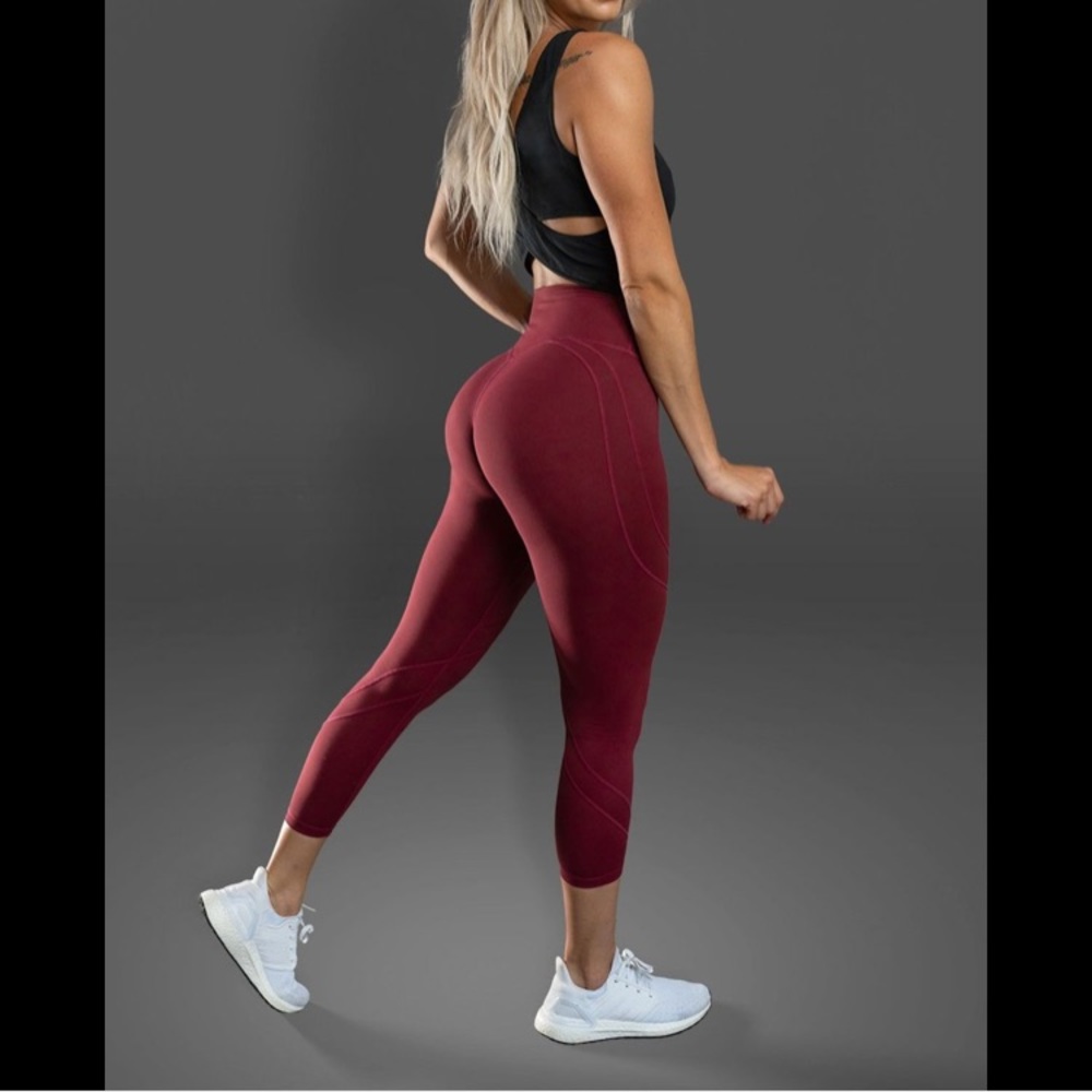 Violate the DressCode Passion Collection Maroon Leggings.